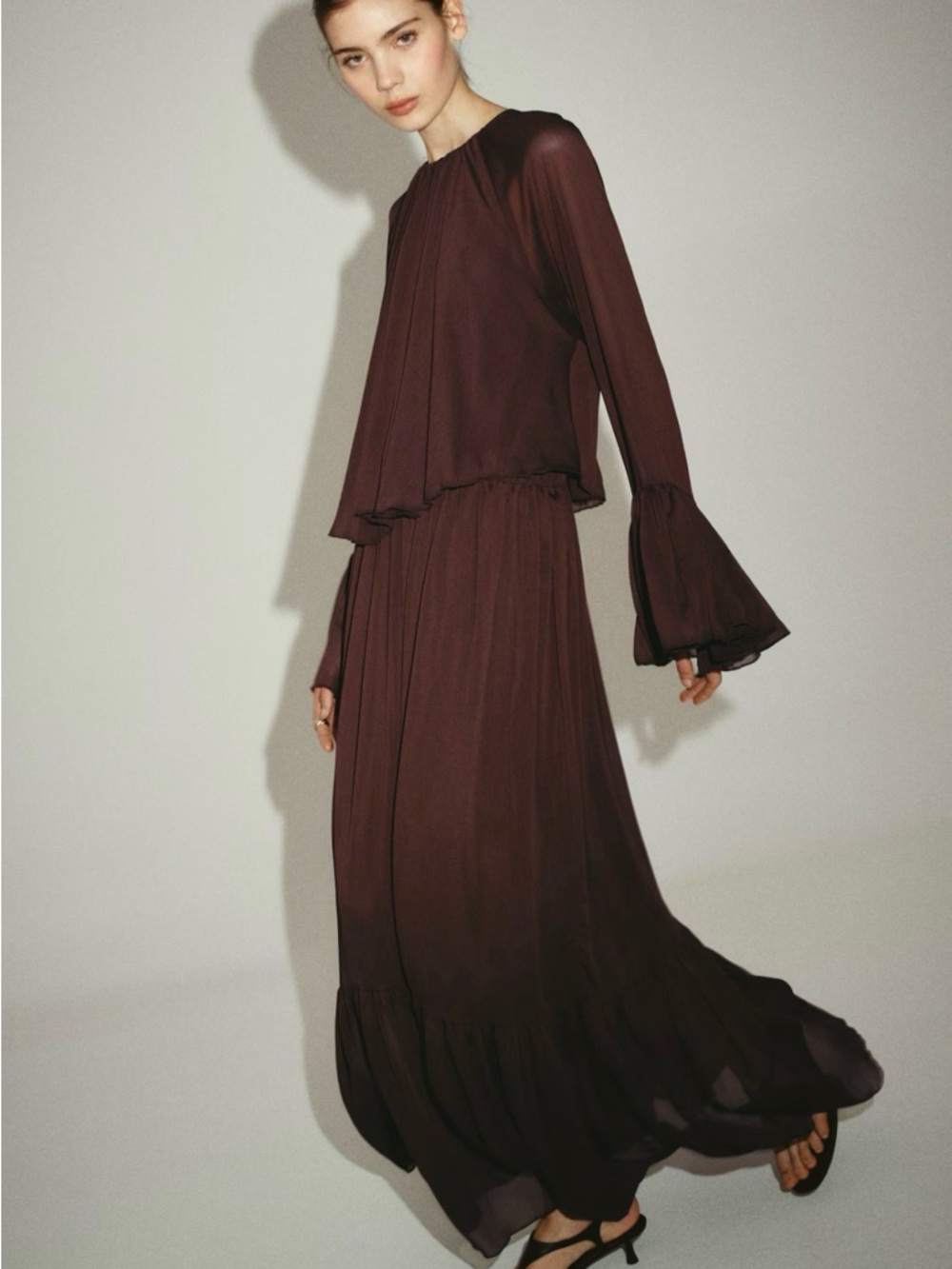 H&M Oversized Look Dress Dark Brown Elastic Waist Size small NWT